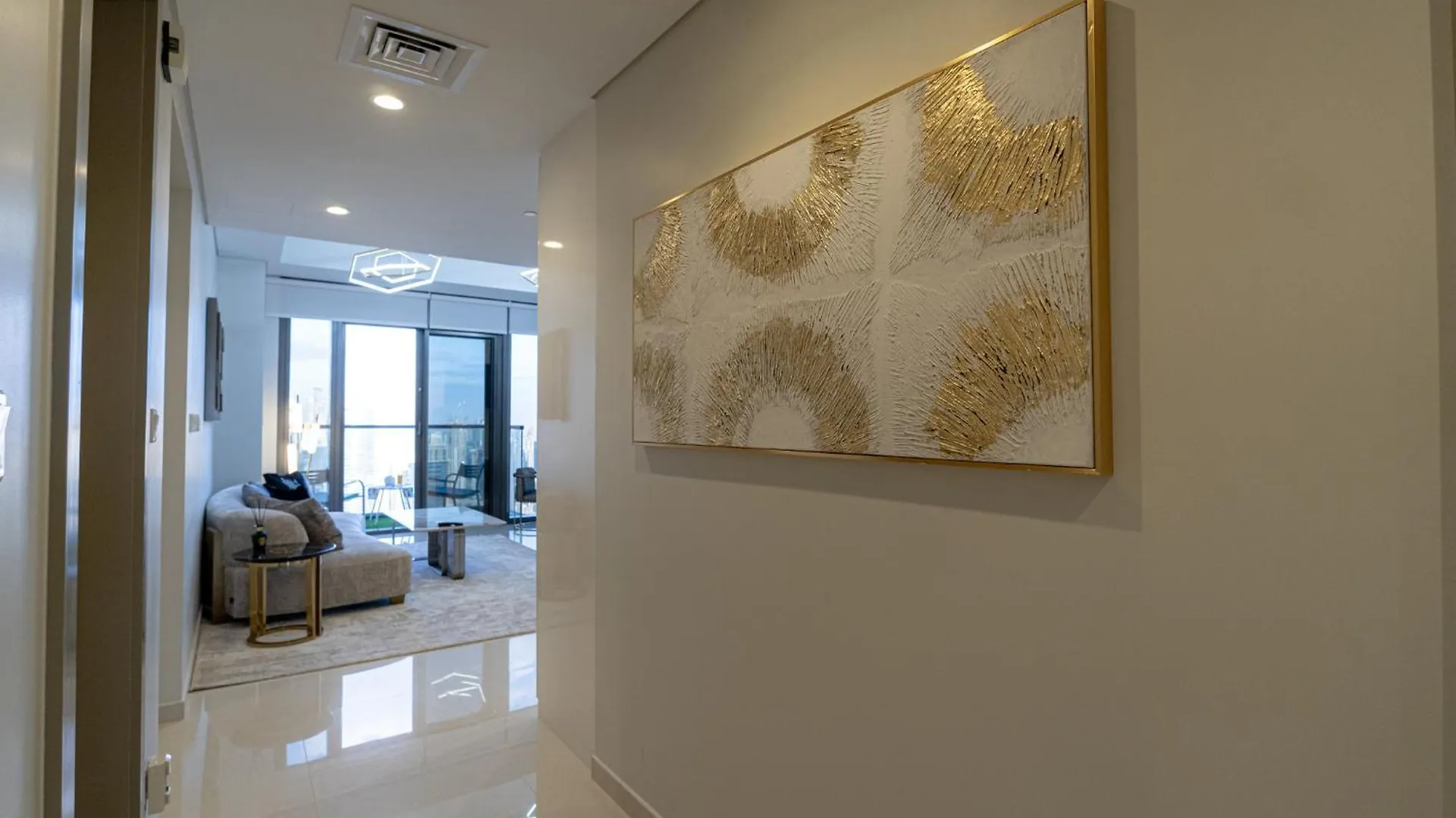 Stunning 3Br W Panoramic Views In Aykon City Dubaj Zjednoczone Emiraty Arabskie